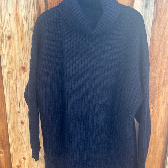 Naadam cashmere sweater - Picture 1 of 6